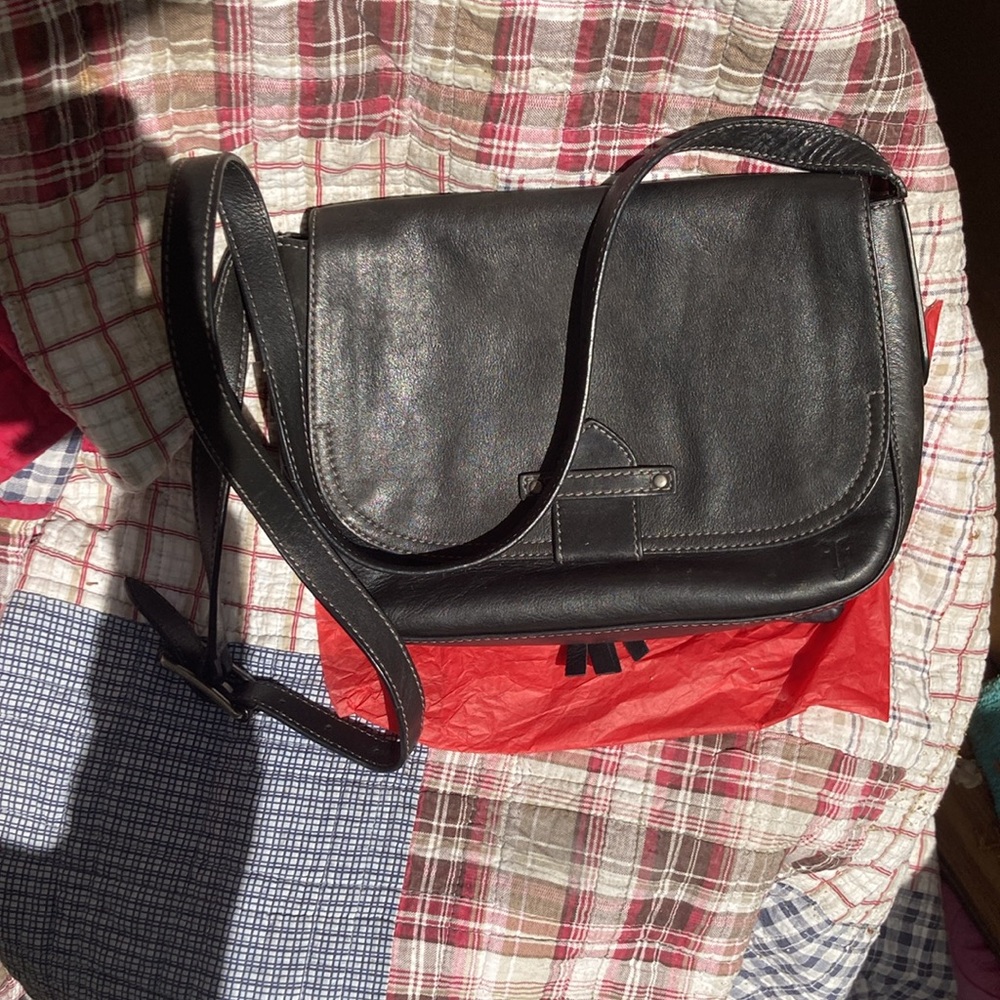 - Olivia Frye Black Leather Shoulder Bag